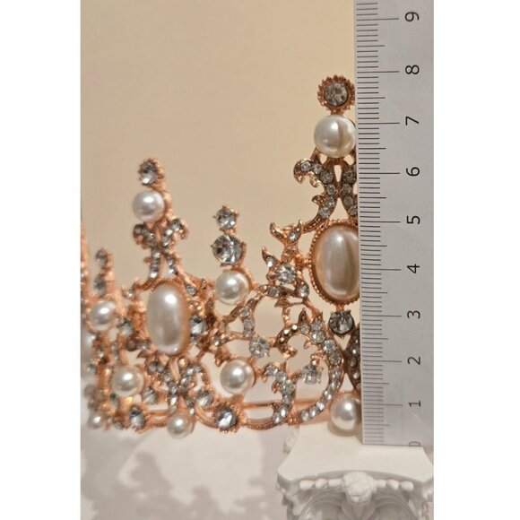 Gladiolus Tiara Rose gold colored tiara with faux pearls and silver rhinestones - Picture 7 of 7